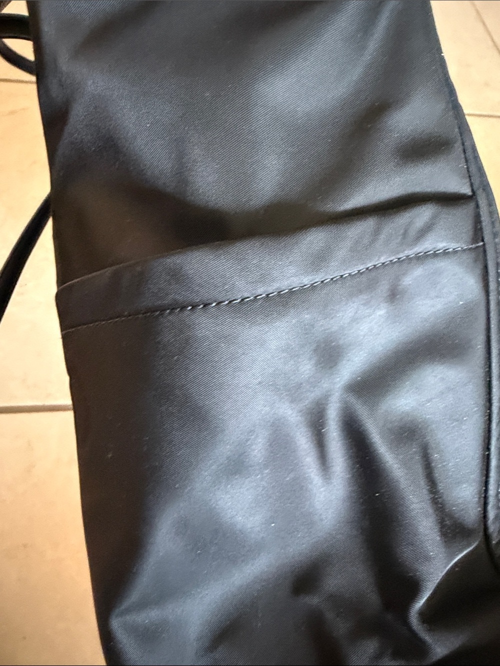 kate spade black nylon tote with detachable pouch - Picture 4 of 9